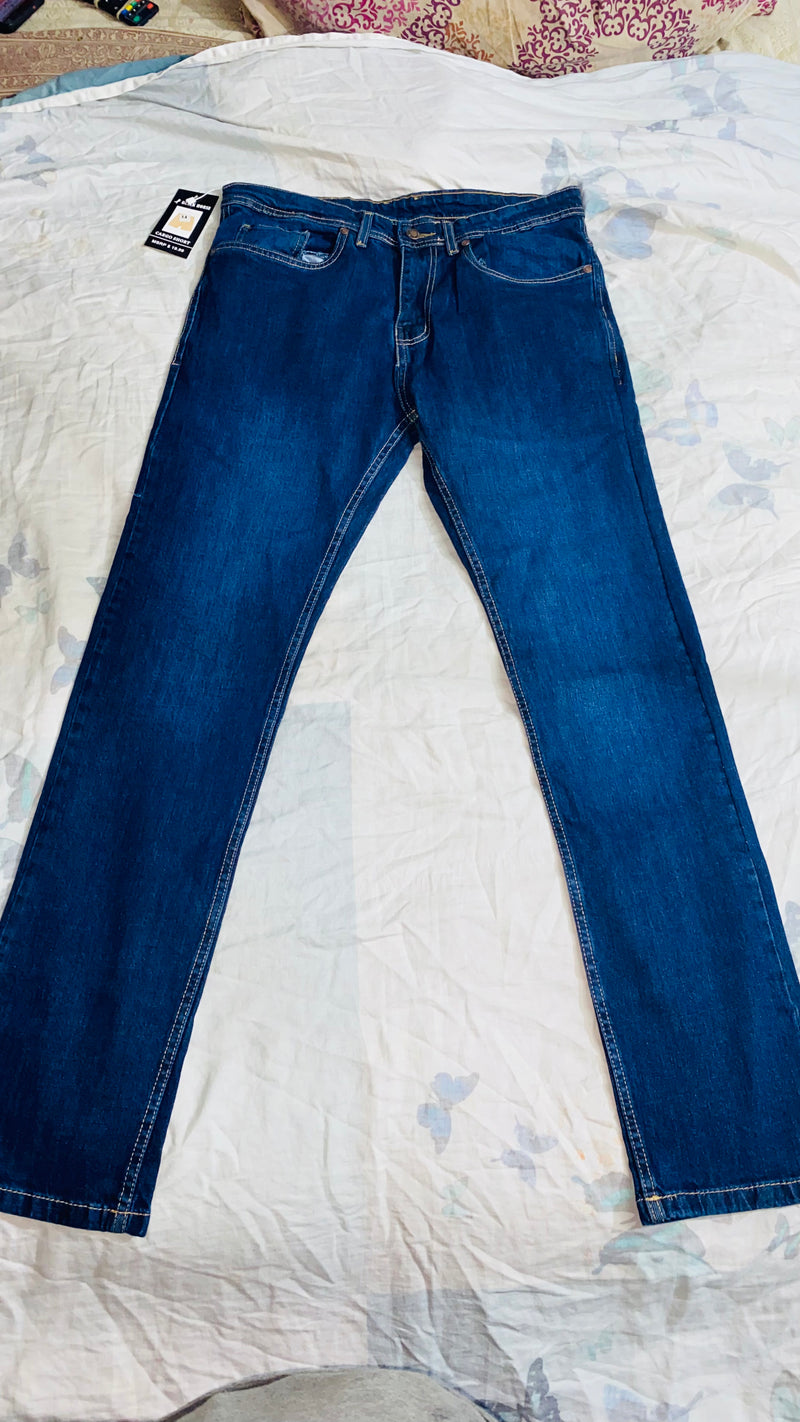 Lifestyle portrait in denim